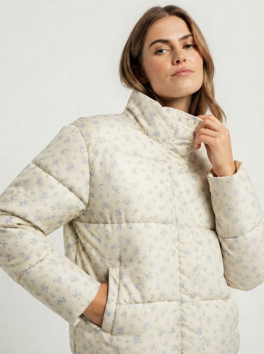 Amara — Soft Floral Puffer Jacket