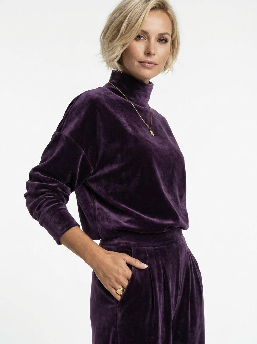 Scarlett — Velvet Turtleneck & Wide-Leg Set