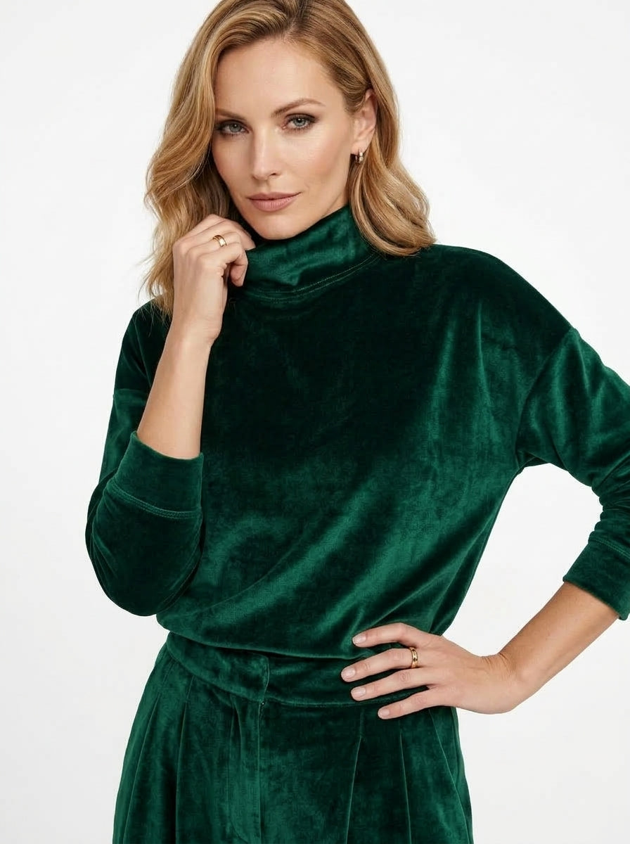 Scarlett — Velvet Turtleneck & Wide-Leg Set