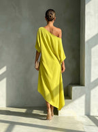 ELIZABETH | SOFT AND ELEGANT DRESS WITH ASYMMETRIC RUCHING AND BARE SHOULDERS