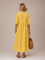 JACQUELINE | CASUAL, LOOSE-FITTING MIDI DRESS WITH A PLAIN V-NECK